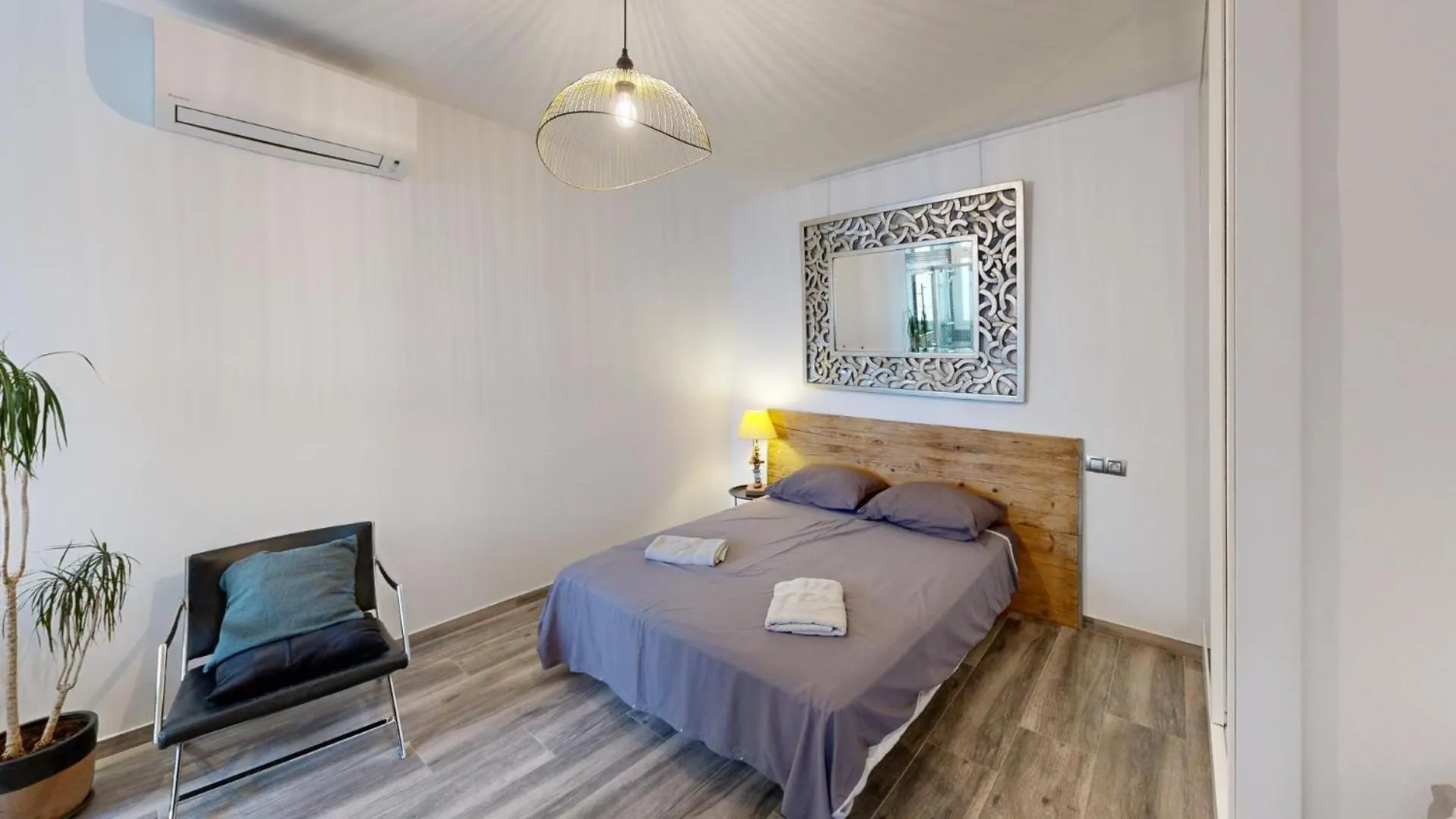 Maison De 130 M2 Et Studio De 40M2, Vue Mer Et Jacuzzi Roses Villa
