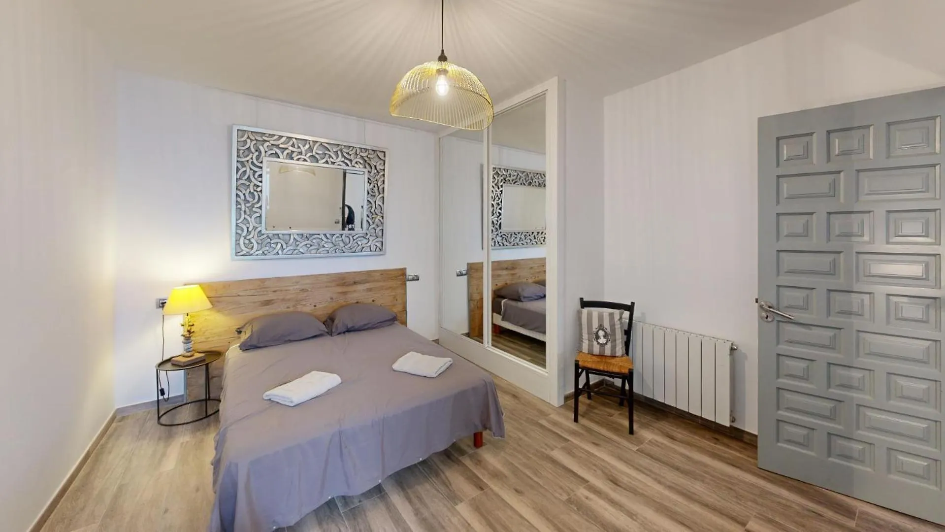 Maison De 130 M2 Et Studio De 40M2, Vue Mer Et Jacuzzi Roses
