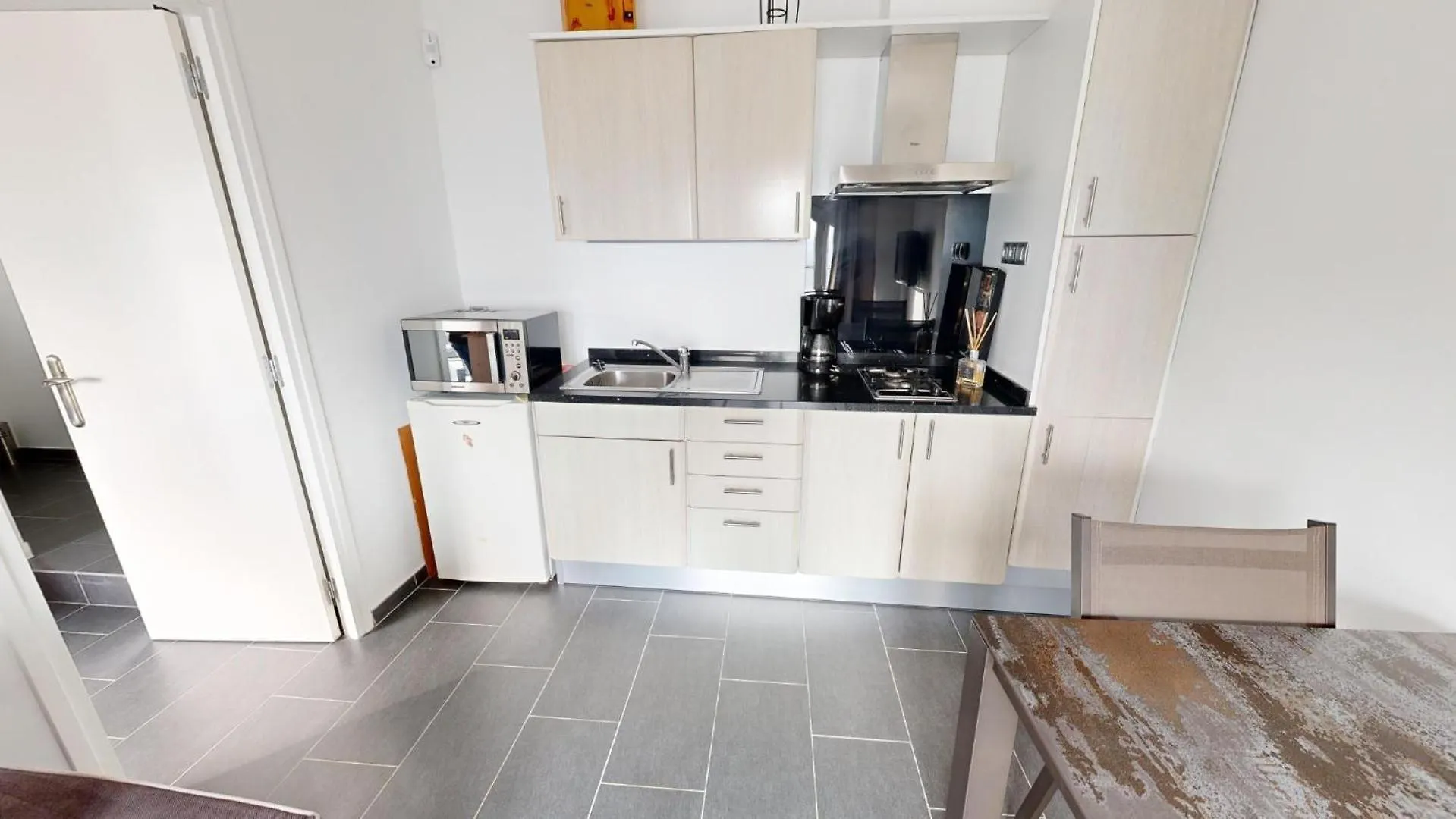 Maison De 130 M2 Et Studio De 40M2, Vue Mer Et Jacuzzi Roses 0*,