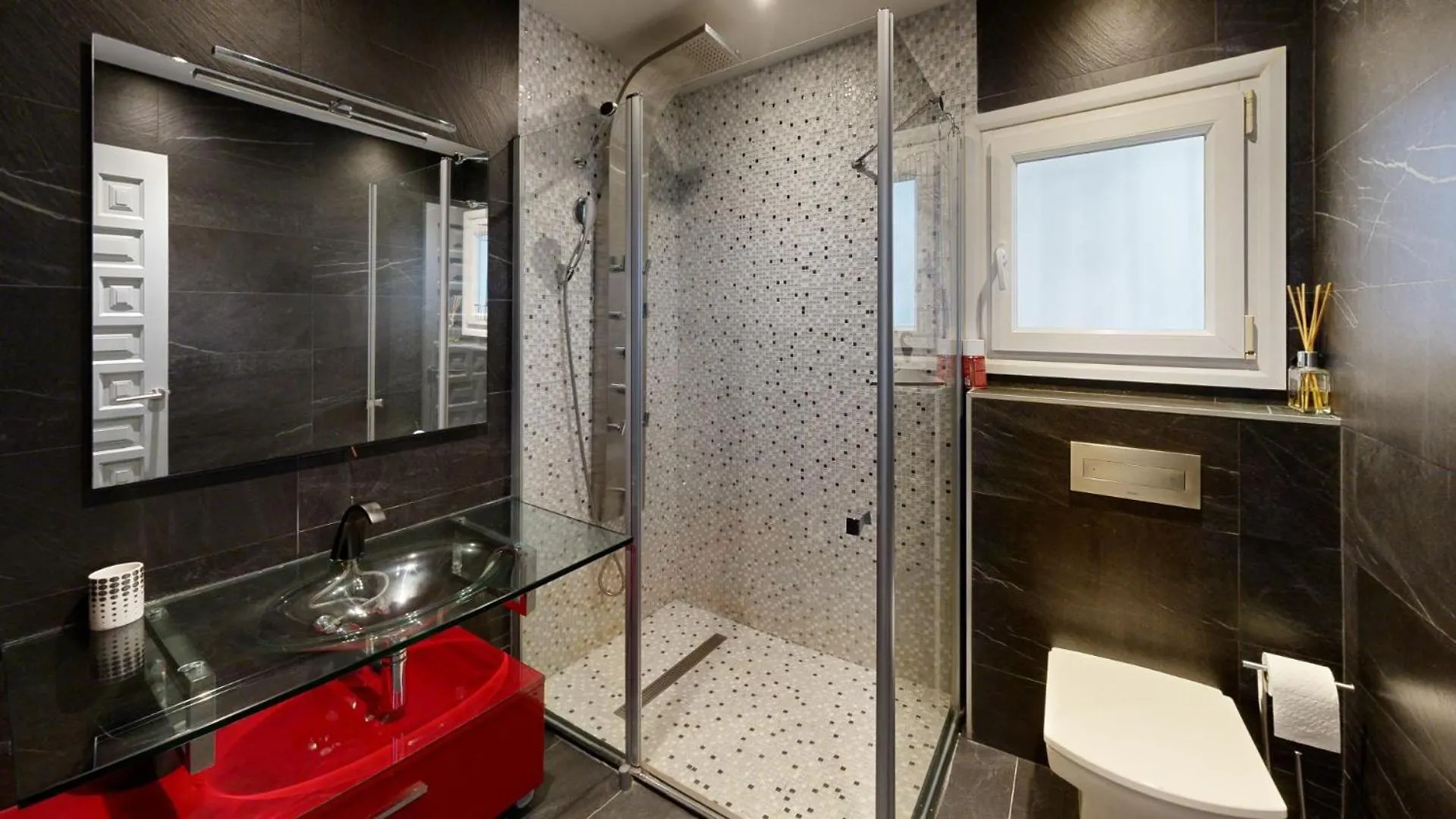Maison De 130 M2 Et Studio De 40M2, Vue Mer Et Jacuzzi Roses Villa