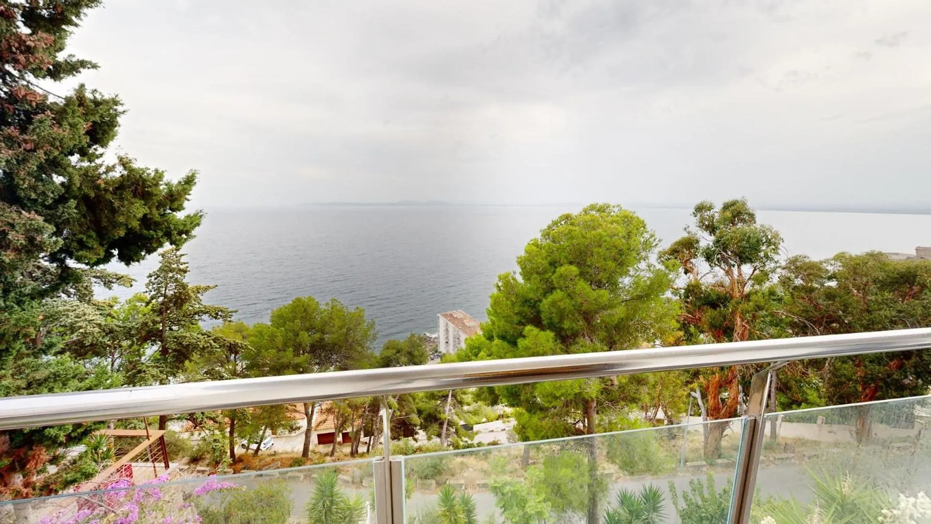 Maison De 130 M2 Et Studio De 40M2, Vue Mer Et Jacuzzi Roses Villa